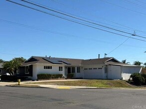 Building Photo - 8301 Beaver Lake Dr