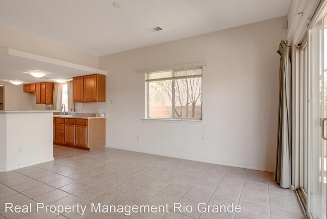 Foto del edificio - 4 br, 3 bath House - 7431 Eagle Crest Ave NE
