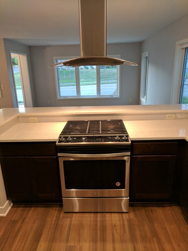 Foto del edificio - Tripoint Townhomes 222