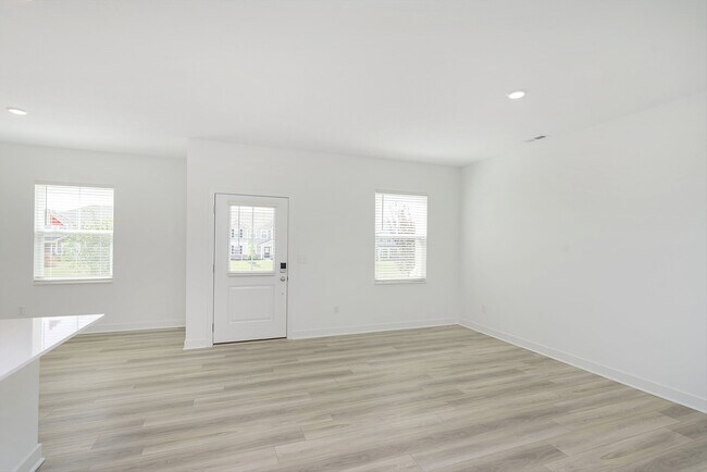Building Photo - 17290 Wellburn Dr
