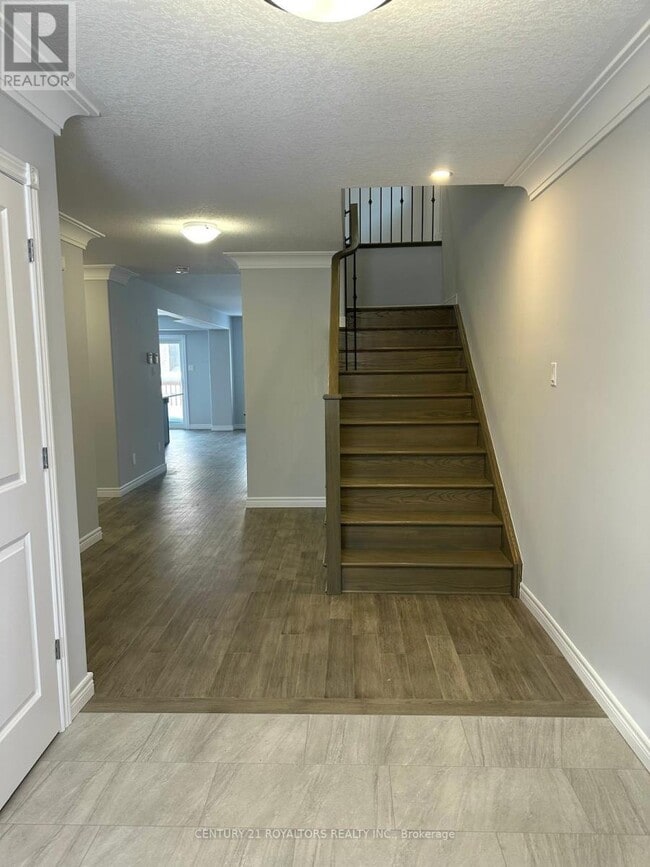 Building Photo - 240 O'Neil St