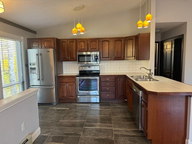 Building Photo - 35 Husson Ave Building Photo - 35 Husson Ave