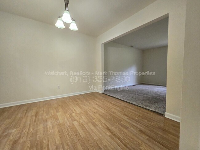 Foto del edificio - 119 Monterey Ln