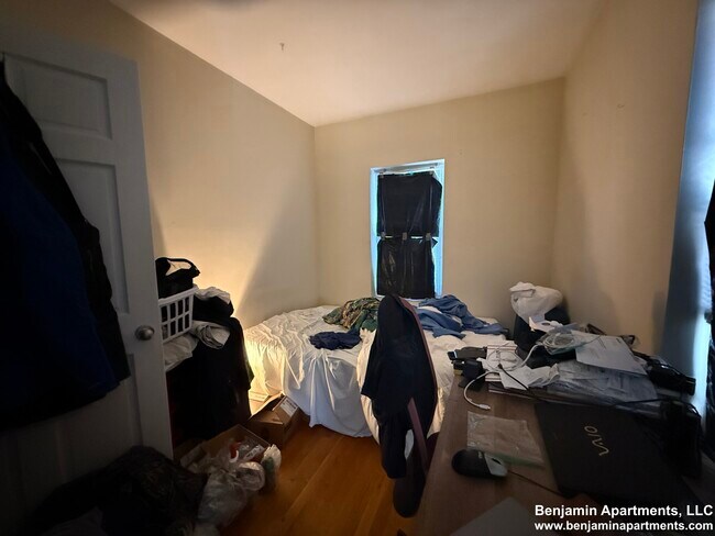 Building Photo - 886 Huntington Ave