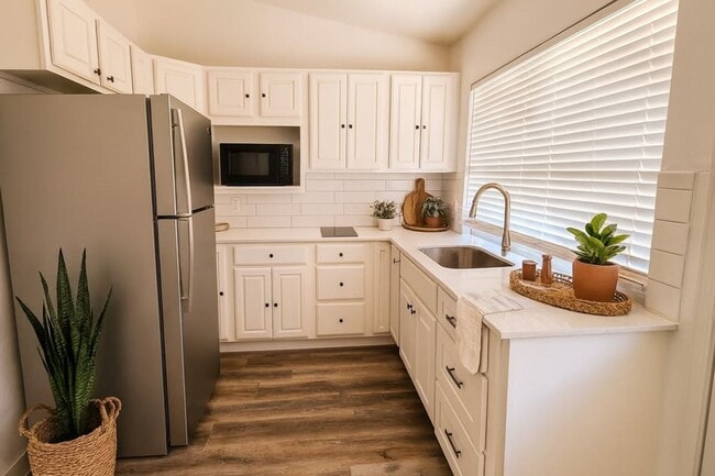 Studio for Rent in Lewisville - Studio for Rent in Lewisville House