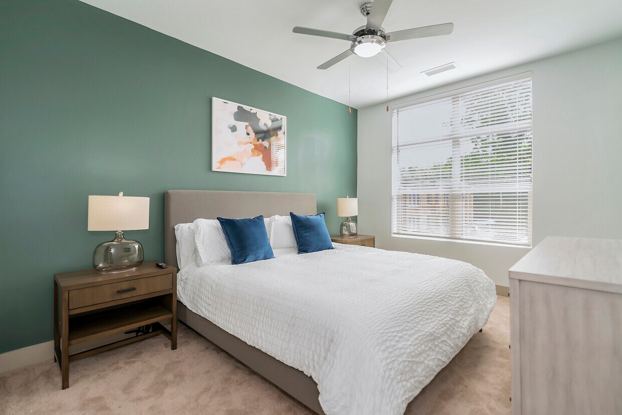 Foto principal - 2173 Highland Ave