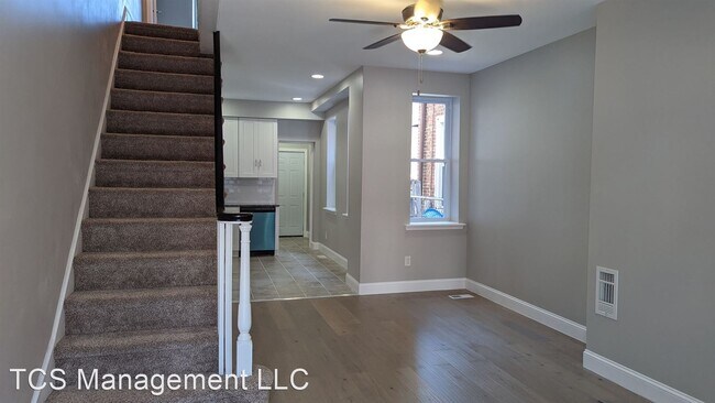 Building Photo - 3 br, 1 bath House - 2451 E Oakdale St 245...