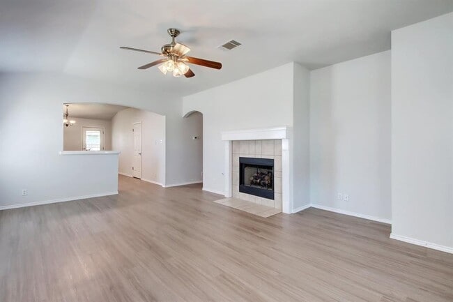 Foto del edificio - 218 Katy B Ln