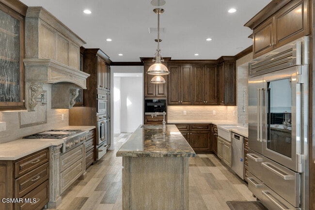 Foto del edificio - 525 Aqueduct Ct