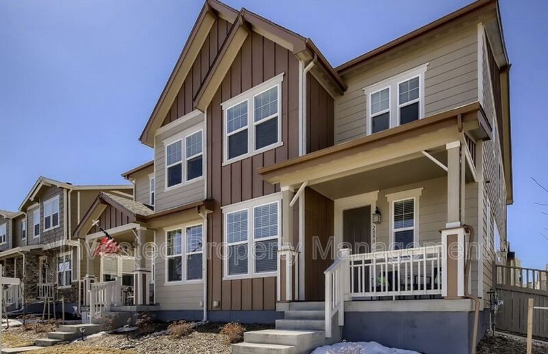 Primary Photo - 2898 Low Meadow Blvd