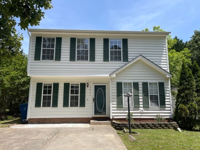 Building Photo - Wonderful location for this 3 bedroom 2.5 ...