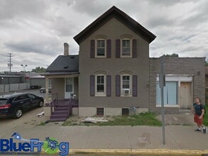 Building Photo - 312 S Pearl St