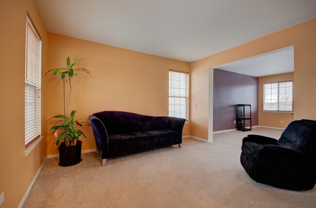 Foto del edificio - 821 N Edgewater Ln