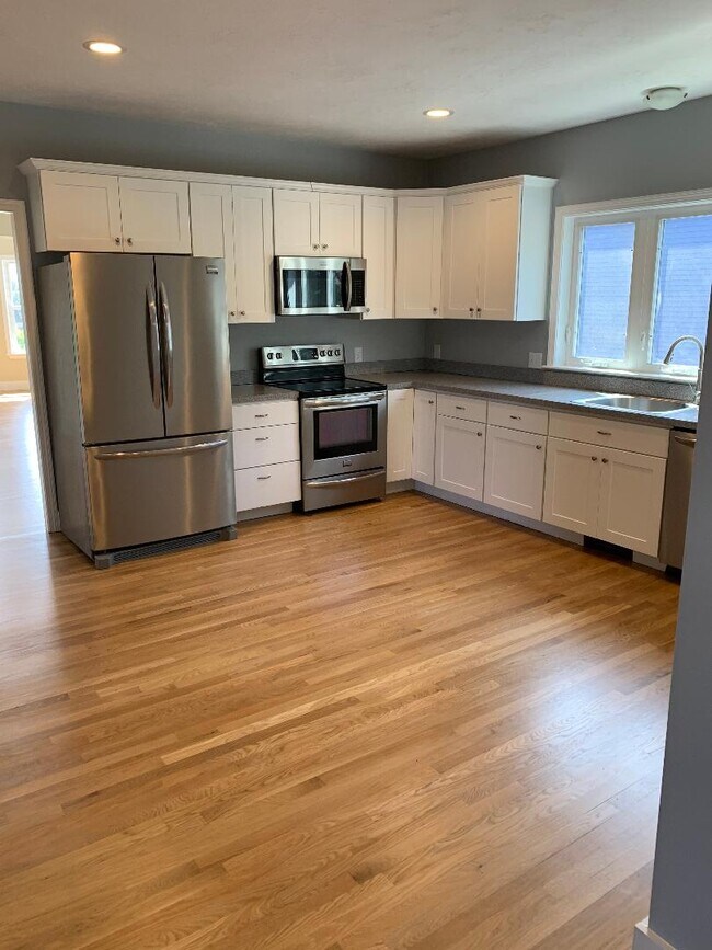 Foto del edificio - 539 Southbridge St