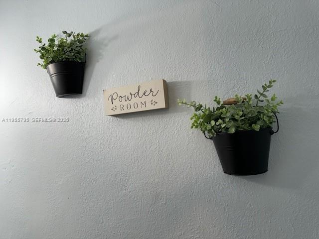 Foto del edificio - 2452 Taylor St