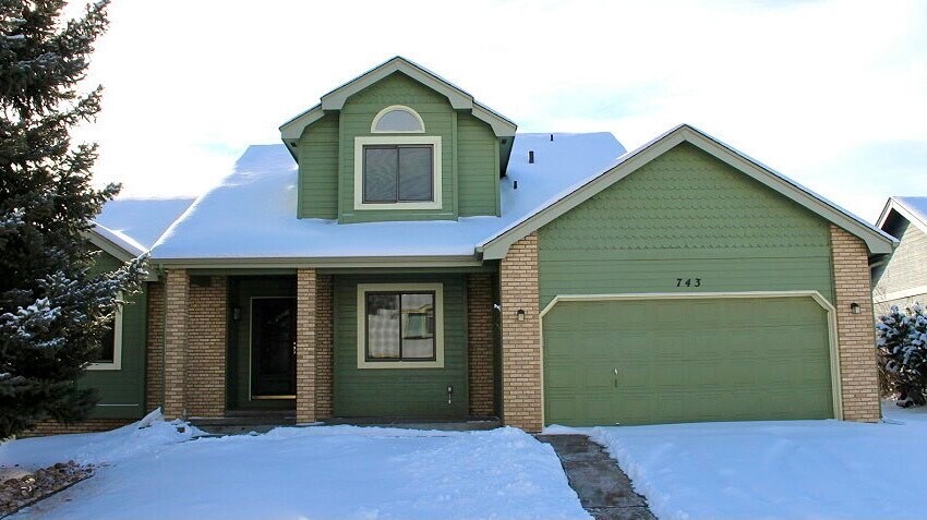 Foto principal - 743 Bear Creek Dr