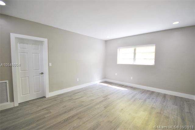 Foto del edificio - 335-375 75th St