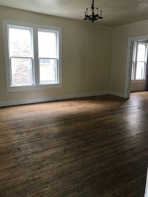 Foto del edificio - 424 E 6th St