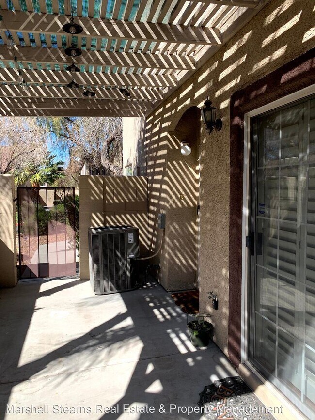 Foto del edificio - 3 br, 2.5 bath House - 2603 Peat Moss Avenue