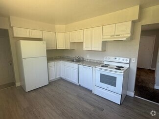 Building Photo - 14385 Pensacola Dr