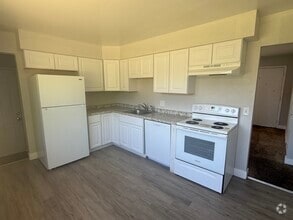 Building Photo - 14385 Pensacola Dr