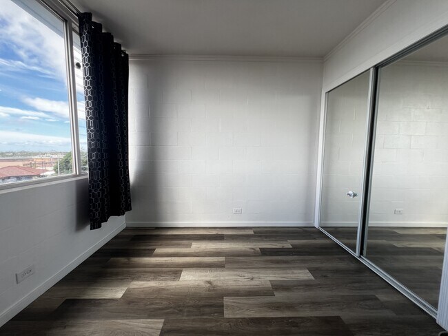 Foto del edificio - 94-309-249 Waikele Rd