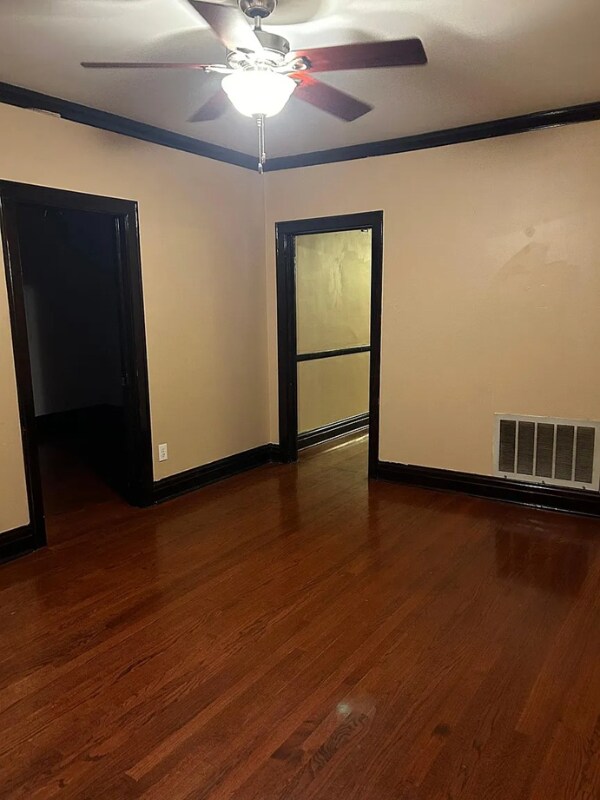 Foto del edificio - 4505 S St Louis Ave