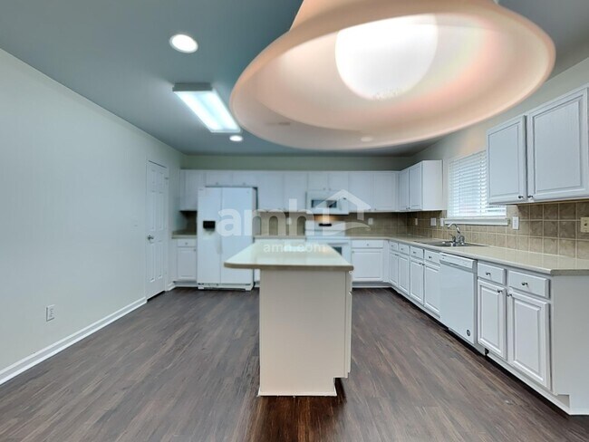 Foto del edificio - 8836 Driftwood Commons Ct