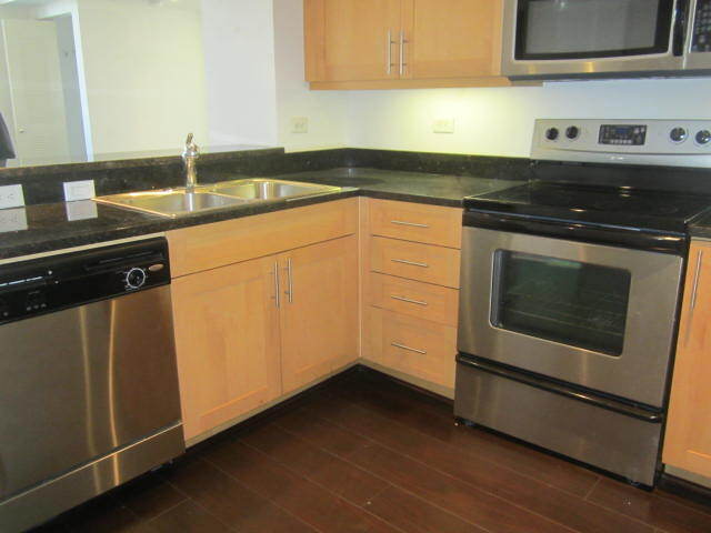 Building Photo - 111 E Flagler St