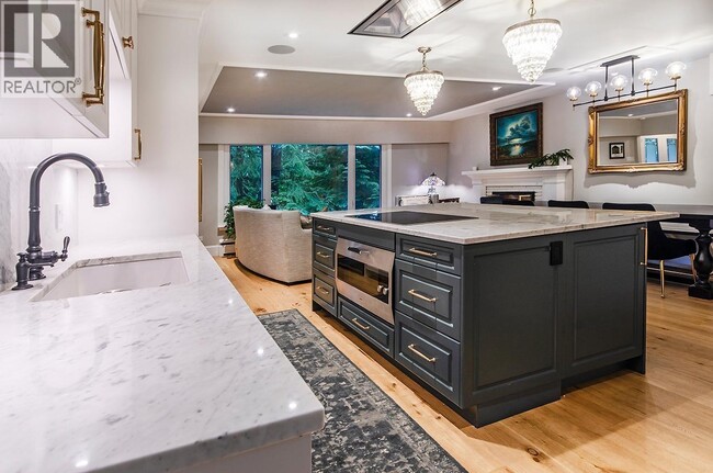 Photo du bâtiment - 3091 Royal Ave