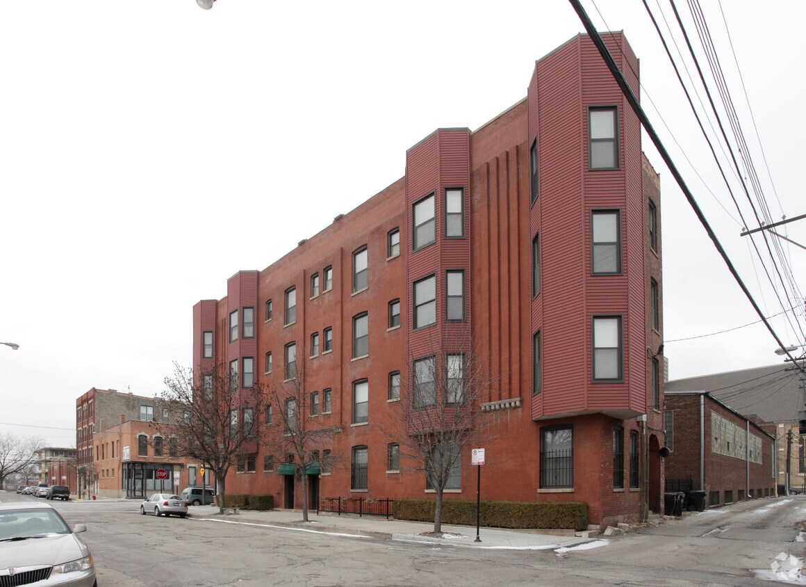 1031 N Orleans St, Chicago, IL 60610 Apartments in Chicago, IL