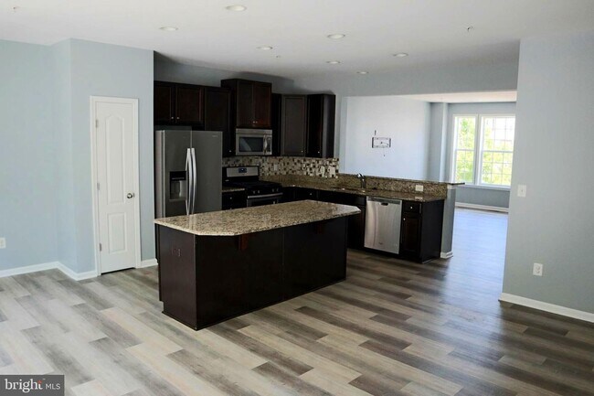 Foto del edificio - 4905 Forest Pines Dr