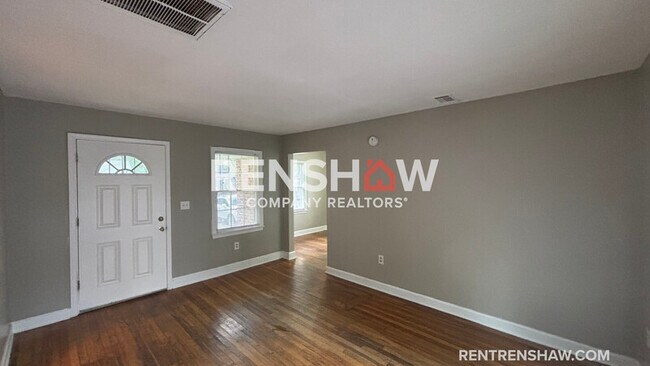 Foto del edificio - 899 Chatwood St