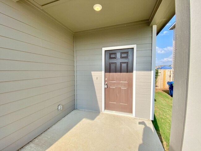 Foto del edificio - Modern Comfort Meets Prime Location – New ...