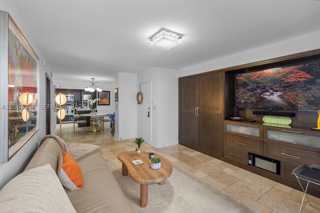 Foto del edificio - 2625 Collins Ave