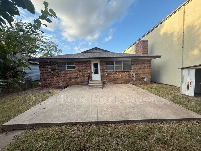 Foto del edificio - 118 SW 1st St