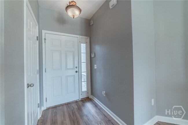 Foto del edificio - 580 Canyon Oak Loop