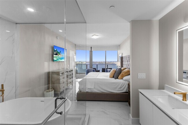 Foto del edificio - 700 NE Miami Pl