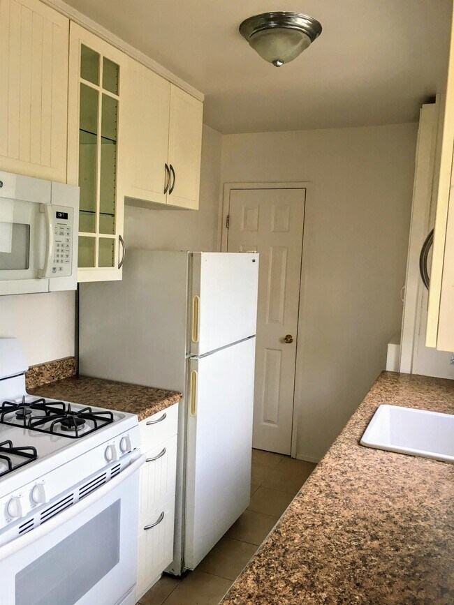 Foto del edificio - 4254 Ingraham St