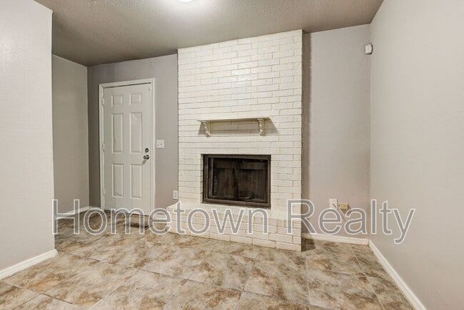 Foto del edificio - 312 NW 118th St