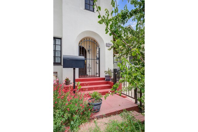 Building Photo - 1678 S Harvard Blvd