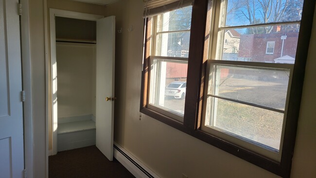 Building Photo - 853 Cleveland Ave