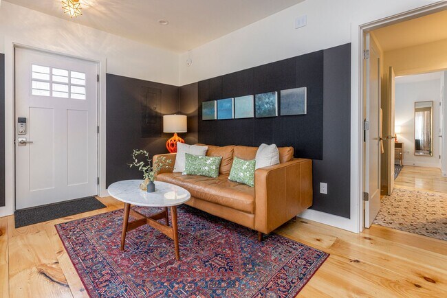 Photo - Recently Renovated 1BR Near Maine Med House