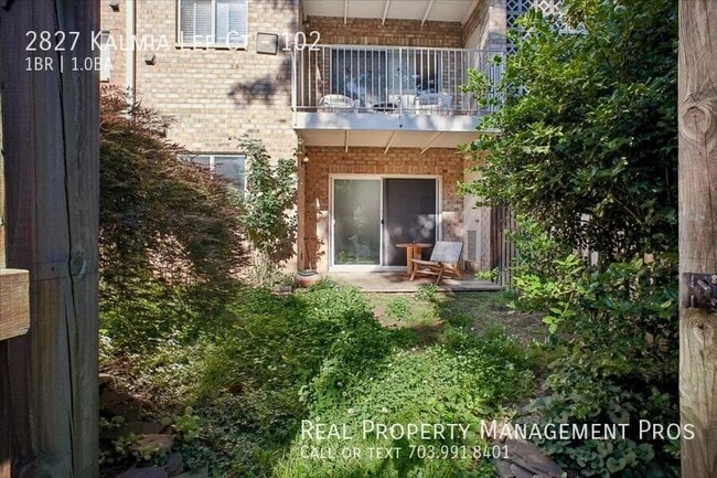 Building Photo - 2827 Kalmia Lee Ct