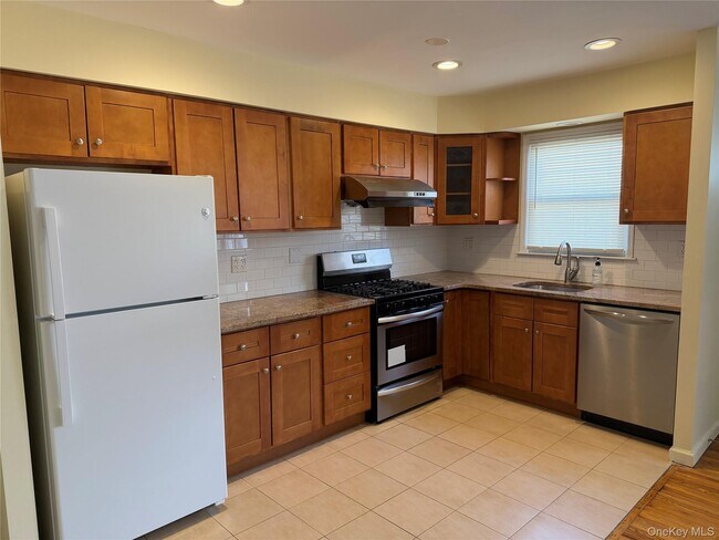 Foto del edificio - 149-14-149-21 21st Ave