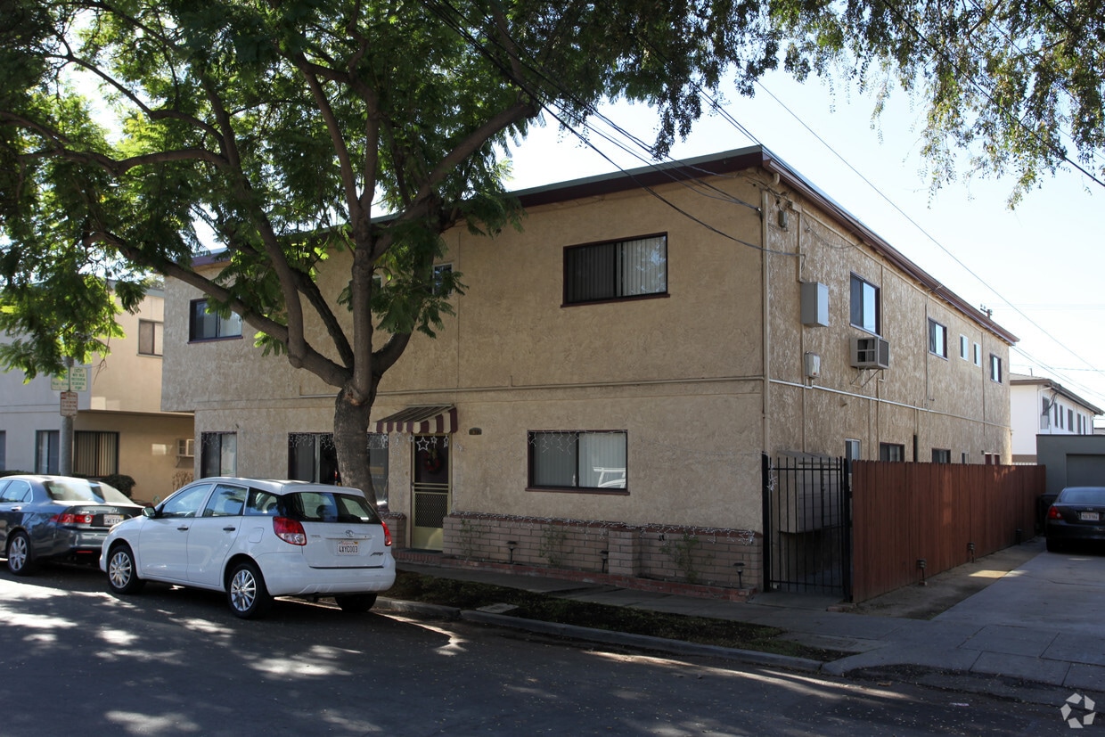 Building Photo - 1023 Prospect Ave