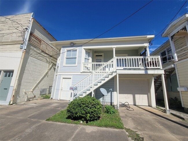 Photo - 610 16th St Apartment
