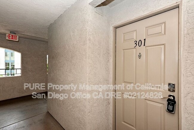 Building Photo - 3078 Broadway