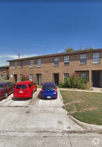 Building Photo - 8110 Foxfire Ln
