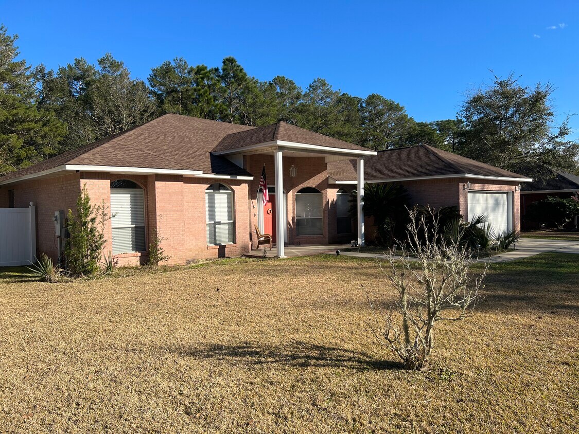 64 Hillcrest Dr, Shalimar, FL 32579 House Rental in Shalimar, FL